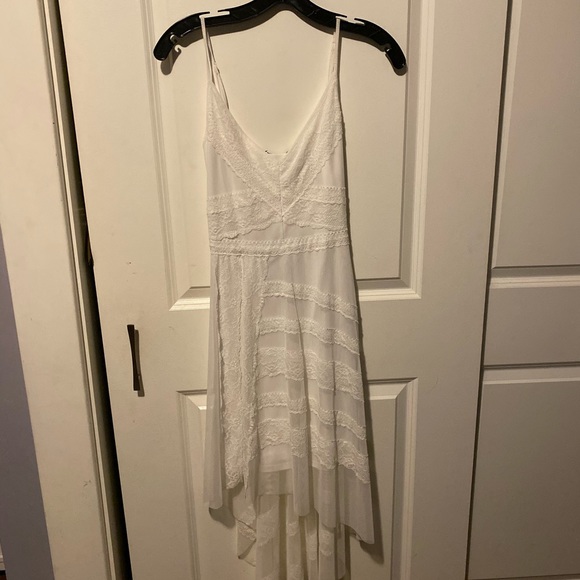 NWT BCBGMAXAZRIA Dae dress in white size XS - Picture 4 of 8